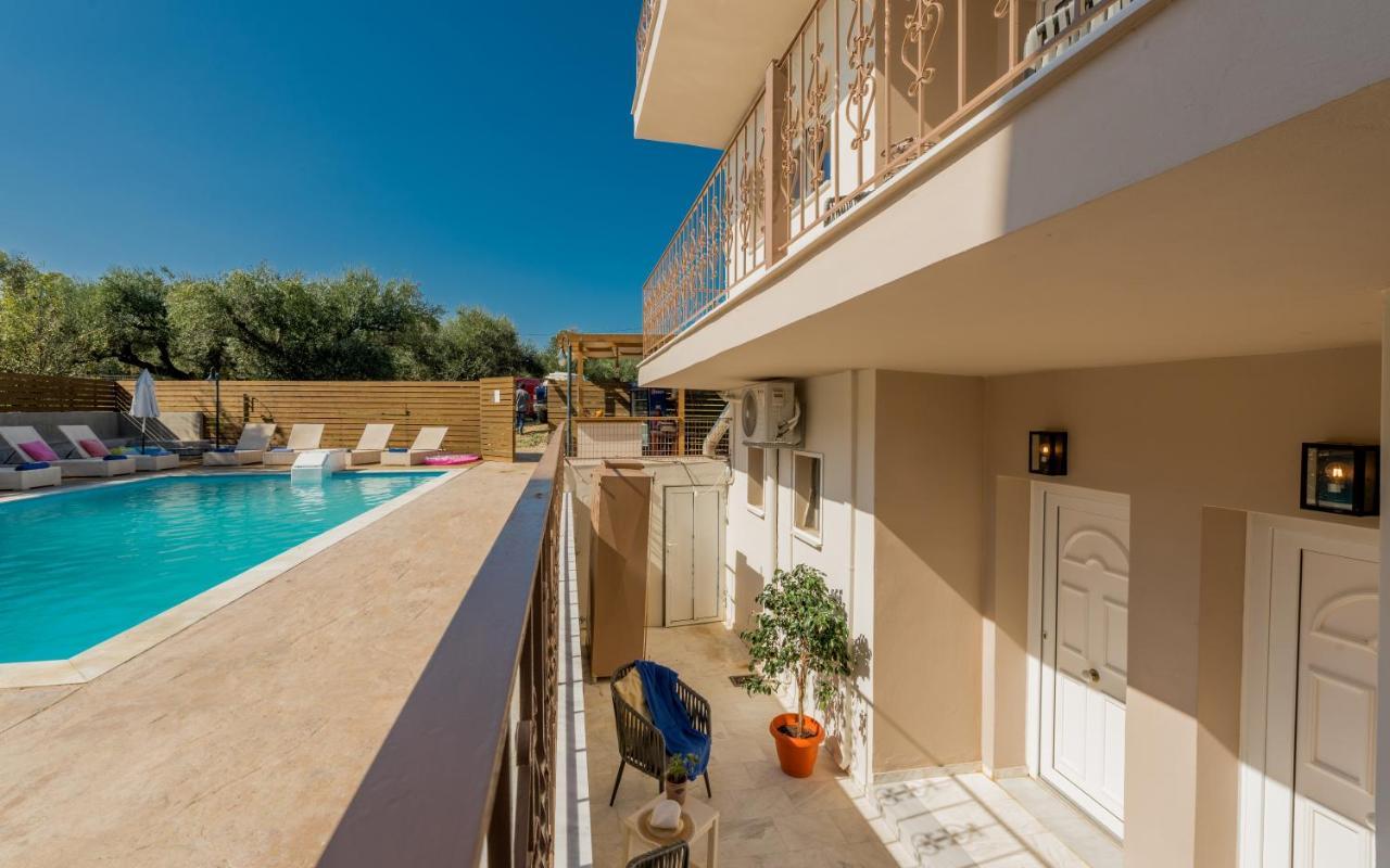 Asante Group Holiday Homes チィリヴィ エクステリア 写真