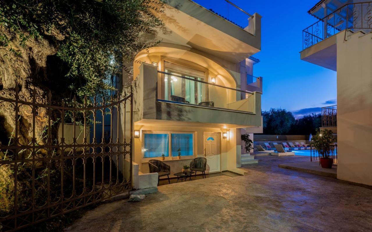 Asante Group Holiday Homes チィリヴィ エクステリア 写真