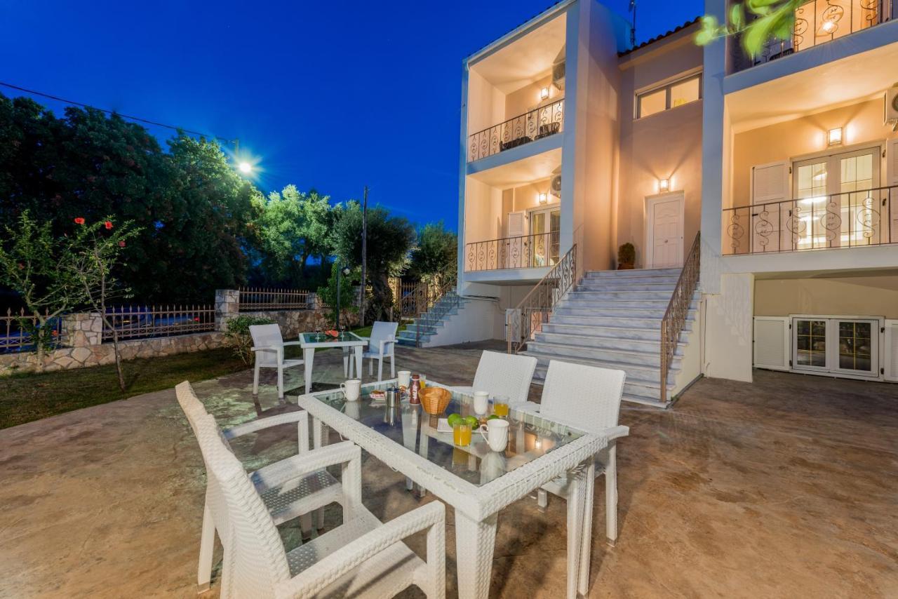 Asante Group Holiday Homes チィリヴィ エクステリア 写真