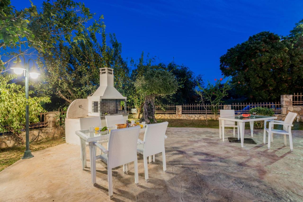 Asante Group Holiday Homes チィリヴィ エクステリア 写真