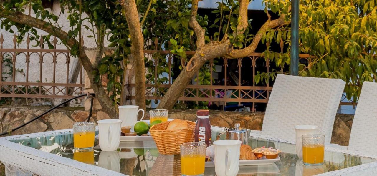 Asante Group Holiday Homes チィリヴィ エクステリア 写真
